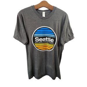 Seattle Graphic T-Shirt Size Medium Gray Blue & Yellow Cotton Blend Travel